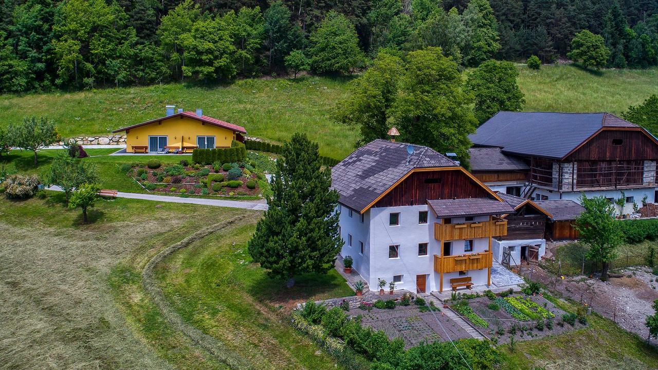 Appartament Eichnerhof Chienes Bagian luar foto